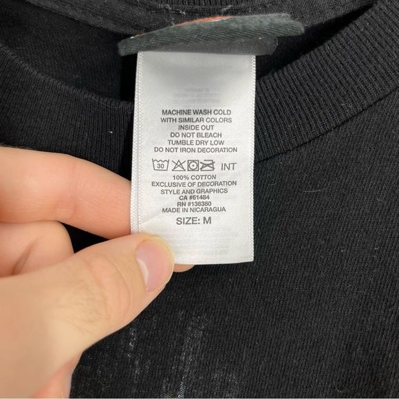 Harley-Davidson Motorcycles Shirt Mens Medium Black VA Beach Cute Woman Graphic - Picture 4 of 9